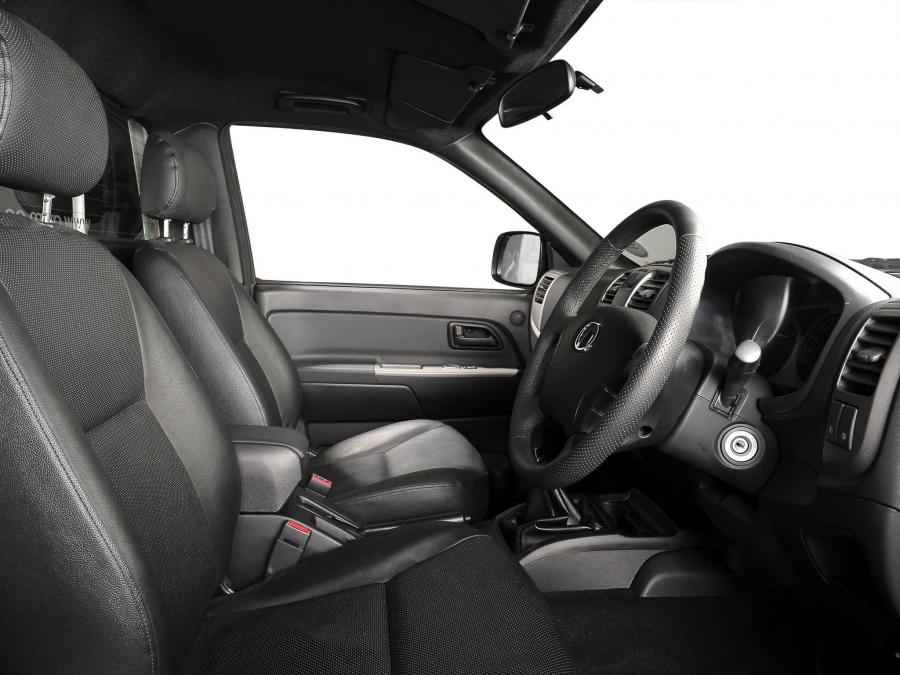 Интерьер GWM Steed 5 Single Cab 2011 года  (фото 6 из 9)